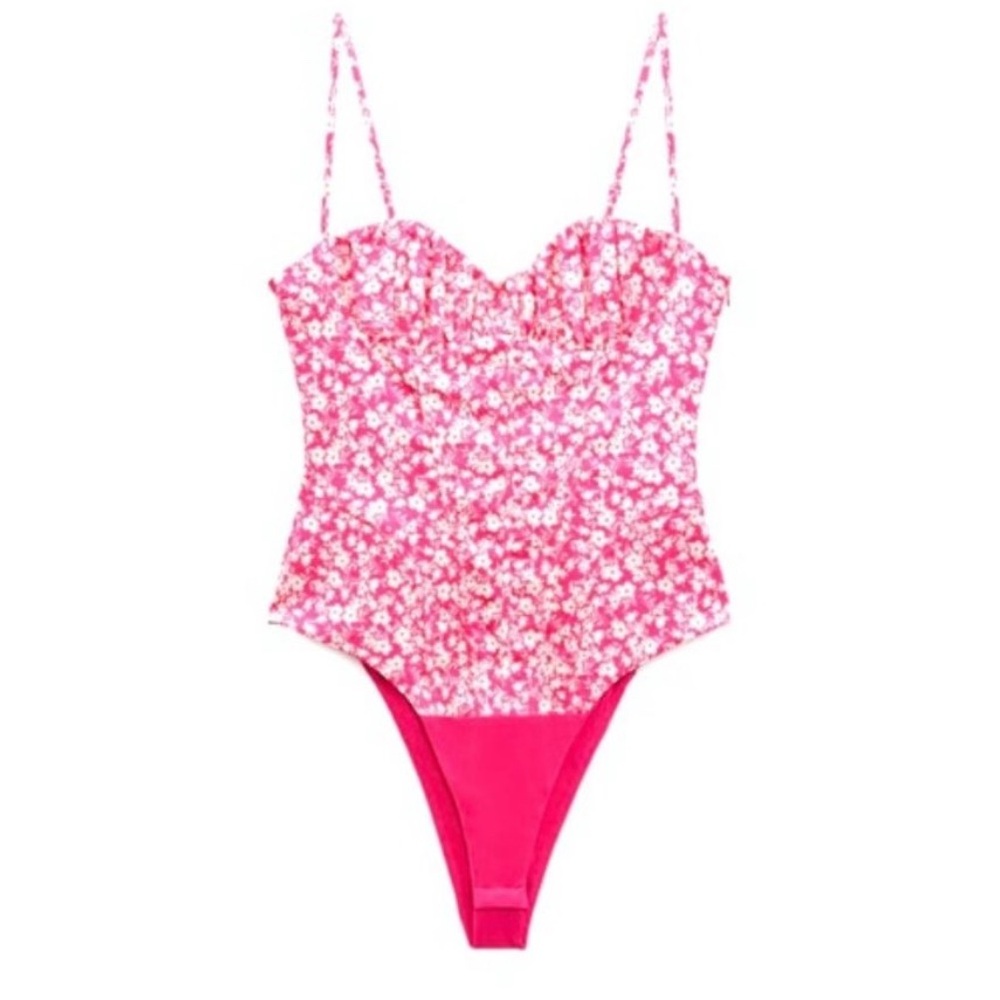 NWOT! Zara Pink Bodysuit with Sweetheart Neckline